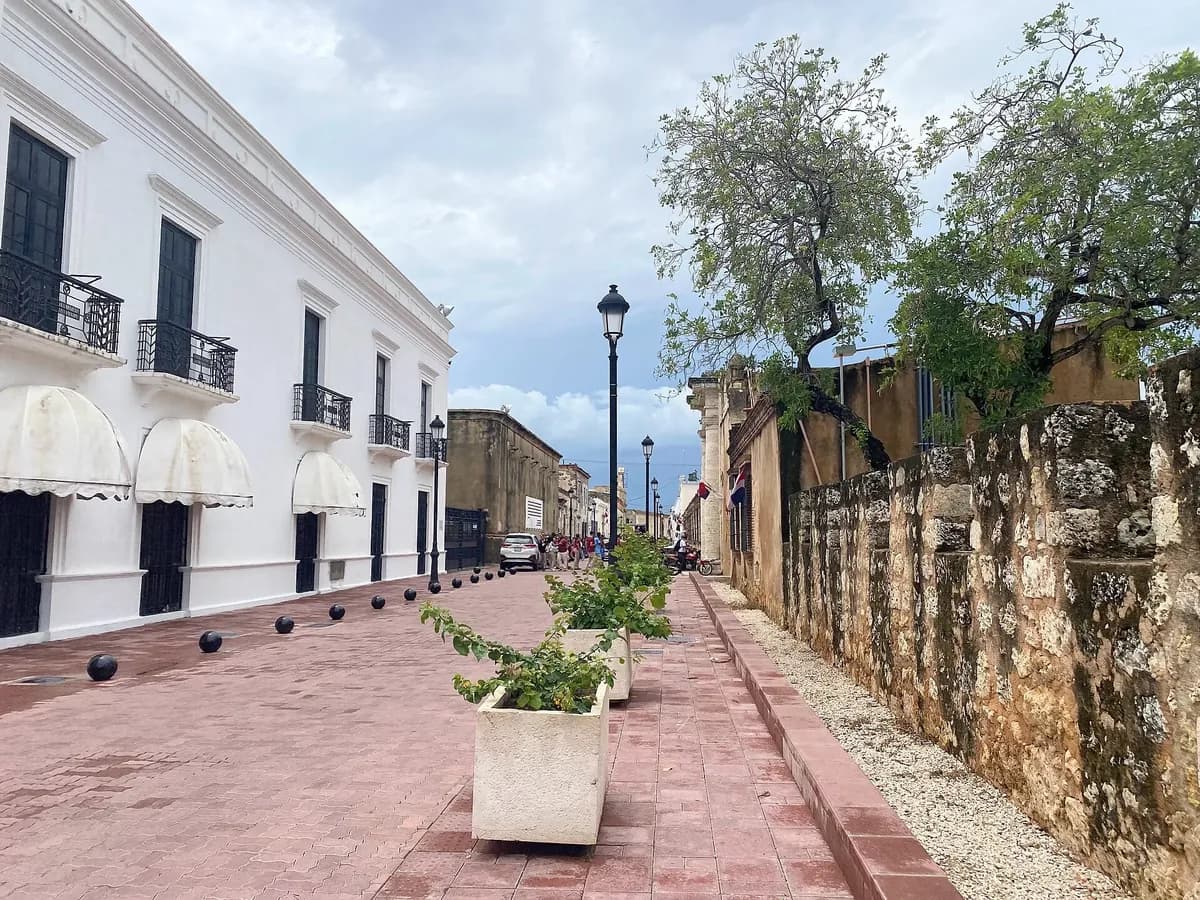 Calle Las Damas